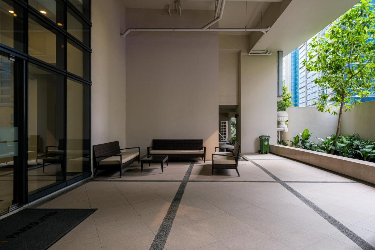 Cityscape View 2Br In Uptown Bgc W 200Mbps Wifi Тагиг Экстерьер фото