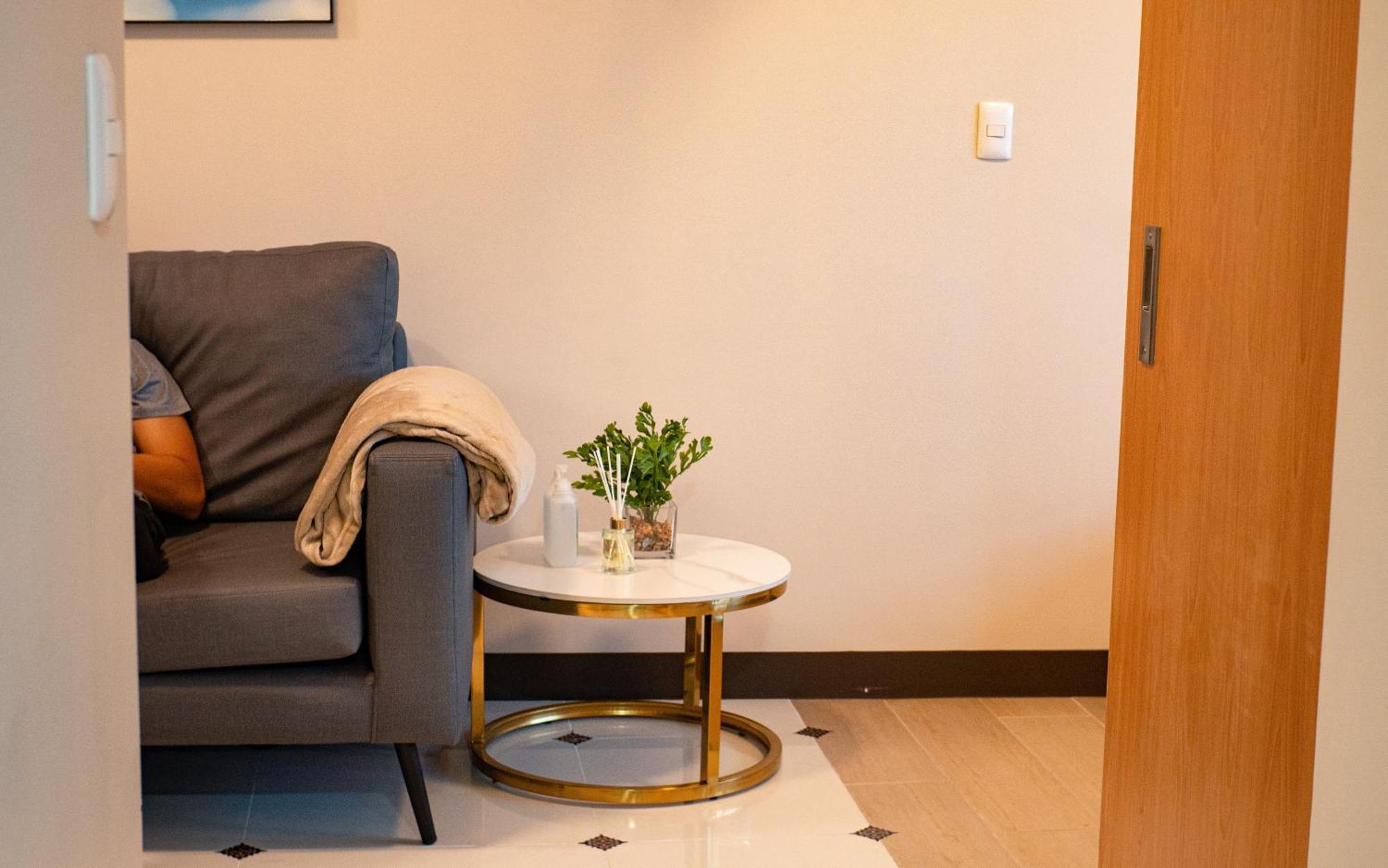Cityscape View 2Br In Uptown Bgc W 200Mbps Wifi Тагиг Экстерьер фото