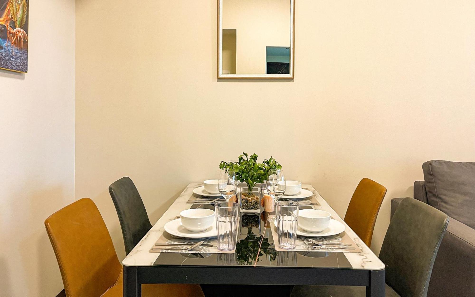 Cityscape View 2Br In Uptown Bgc W 200Mbps Wifi Тагиг Экстерьер фото